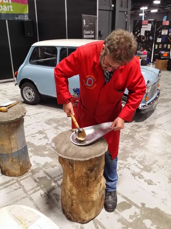 FROST Panel Beating Sandbag And Bossing Mallet For Metal Forming 4 FROST Panel Beating Sandbag And Bossing Mallet For Metal Forming - Image 2