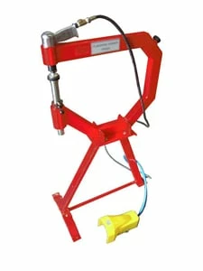 FROST Light Pneumatic Planishing Hammer – 498mm Throat